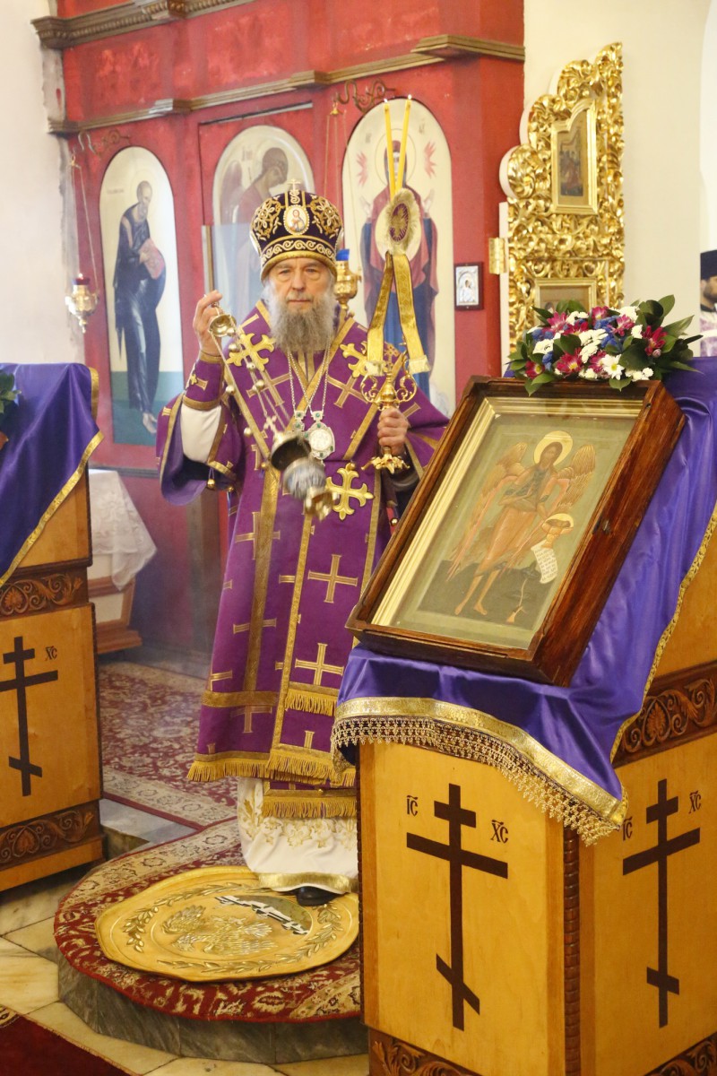 Божественная литургия в Свято-Предтеченском храме
