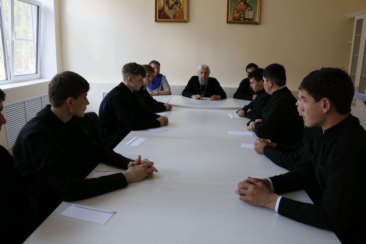 Рабочий приём по вопросам развития высшего православного учебного заведения