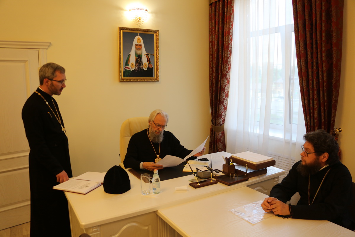 30 июня митрополит Саранский и Мордовский Зиновий провел рабочий приём в Саранской духовной семинарии